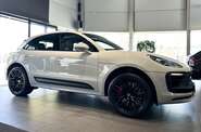 Porsche Macan Base
