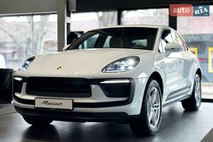 Porsche Macan Base