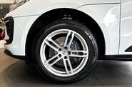 Porsche Macan Base