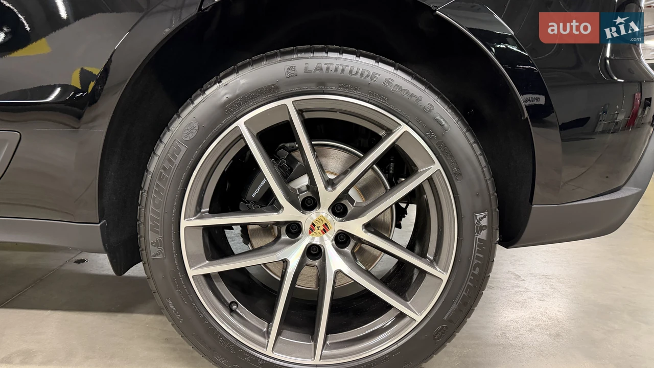 Porsche-13