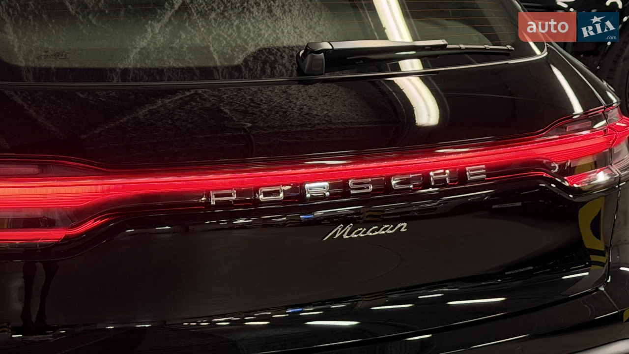 Porsche-15