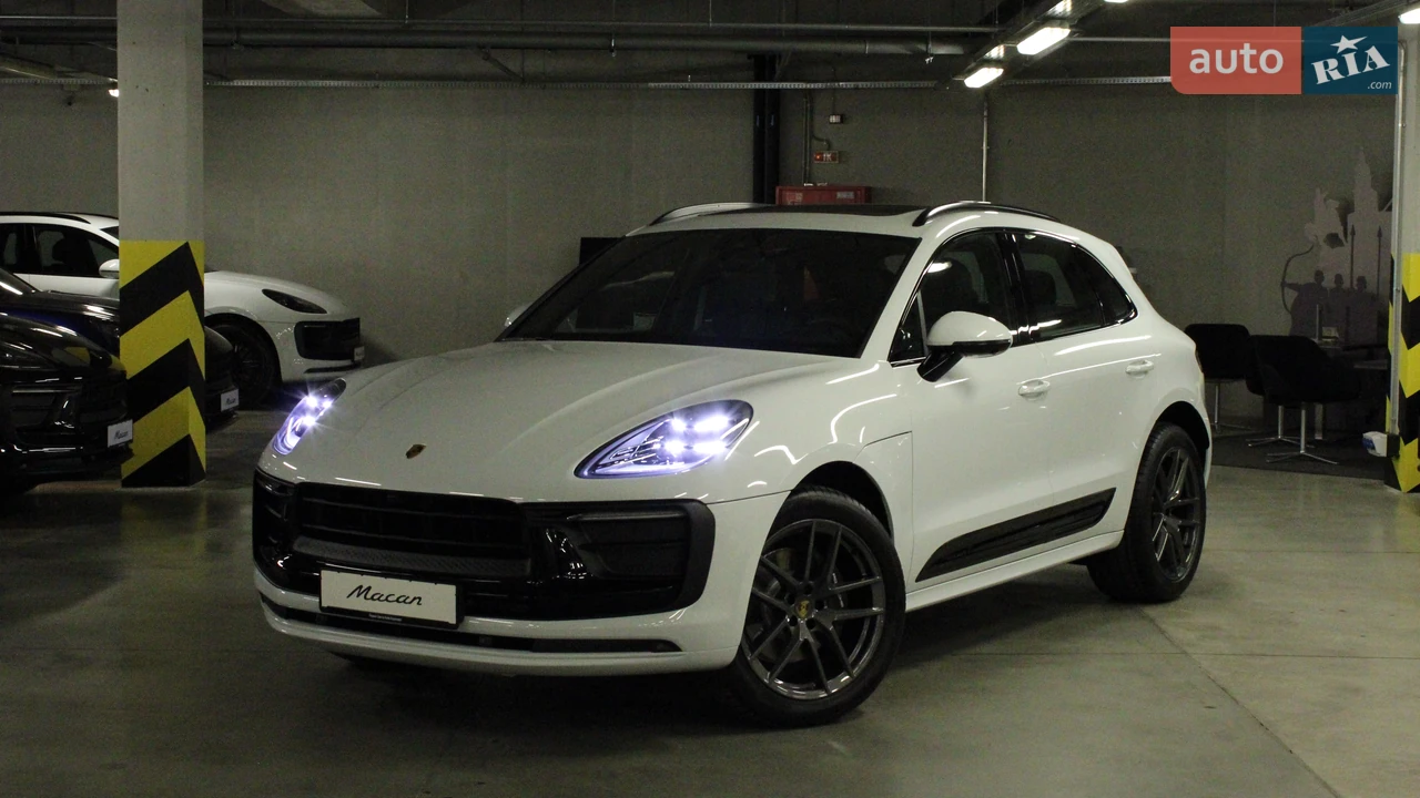 Porsche Macan Base