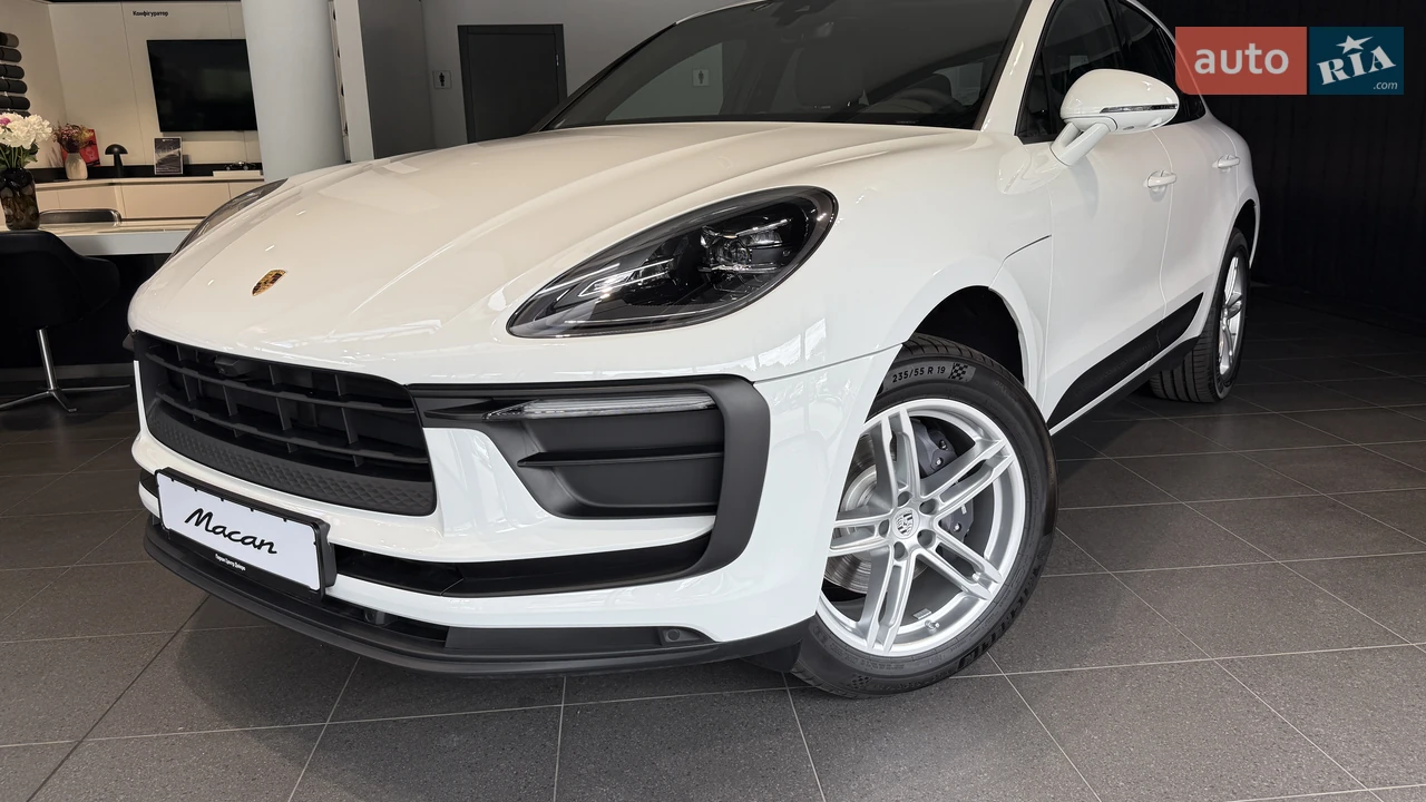 Porsche Macan Base