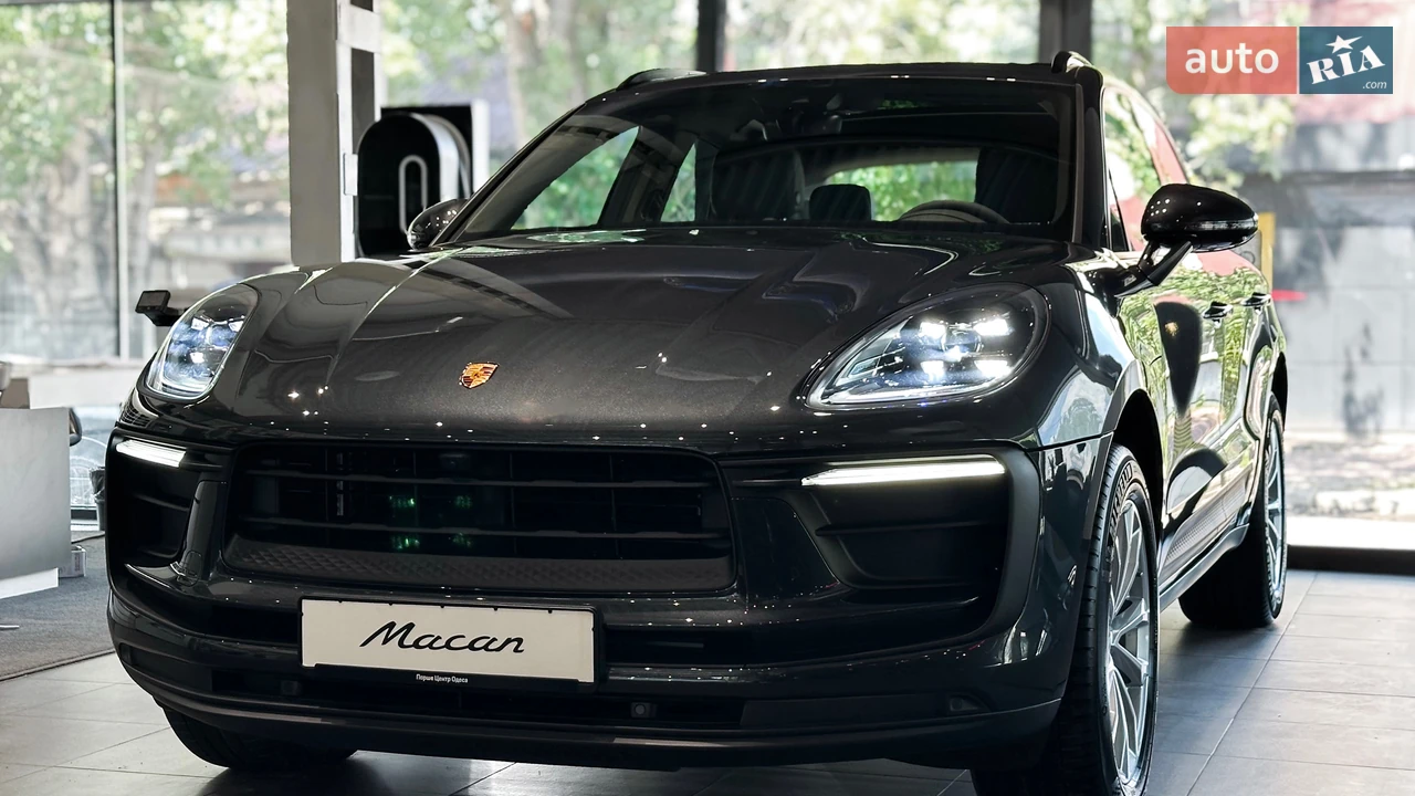Porsche Macan Base