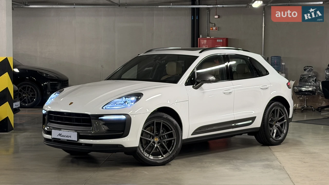 Porsche Macan Base