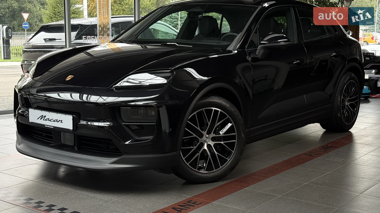 Porsche Macan Base