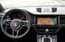 Porsche Macan Base