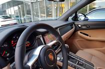 Porsche Macan Base