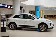 Porsche Macan Base