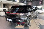 Porsche Macan Base