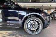 Porsche Macan Base