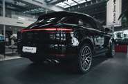 Porsche Macan Base