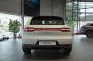 Porsche Macan Base