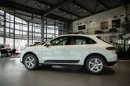 Porsche Macan Base