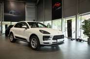 Porsche Macan Base