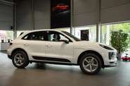 Porsche Macan Base