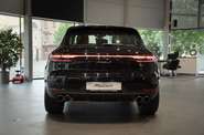 Porsche Macan Base