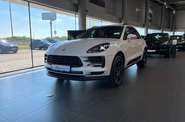 Porsche Macan Base