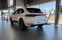 Porsche Macan Base