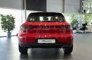 Porsche Macan Base