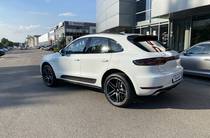 Porsche Macan Base