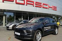 Porsche Macan Base