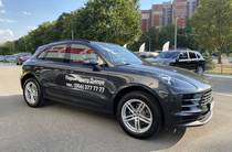 Porsche Macan Base