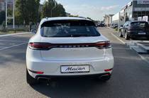 Porsche Macan Base