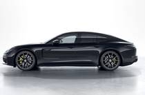 Porsche Panamera Base