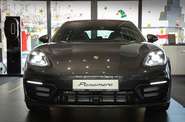 Porsche Panamera Base