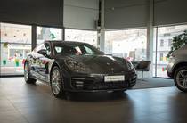 Porsche Panamera Base