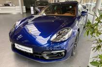 Porsche Panamera Base