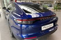 Porsche Panamera Base