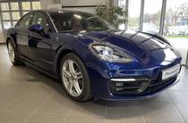 Porsche Panamera Base