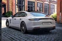 Porsche Panamera Base