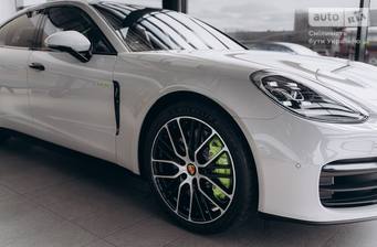 Porsche Panamera 2023 Base