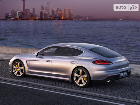 Porsche Panamera 2011