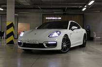 Porsche Panamera Platinum Edition