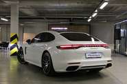 Porsche Panamera Platinum Edition