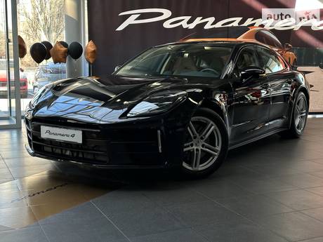 Porsche Panamera 2024