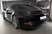 Porsche Panamera Base