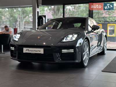 Porsche Panamera 2025 Base