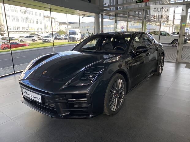 Porsche Panamera 2024