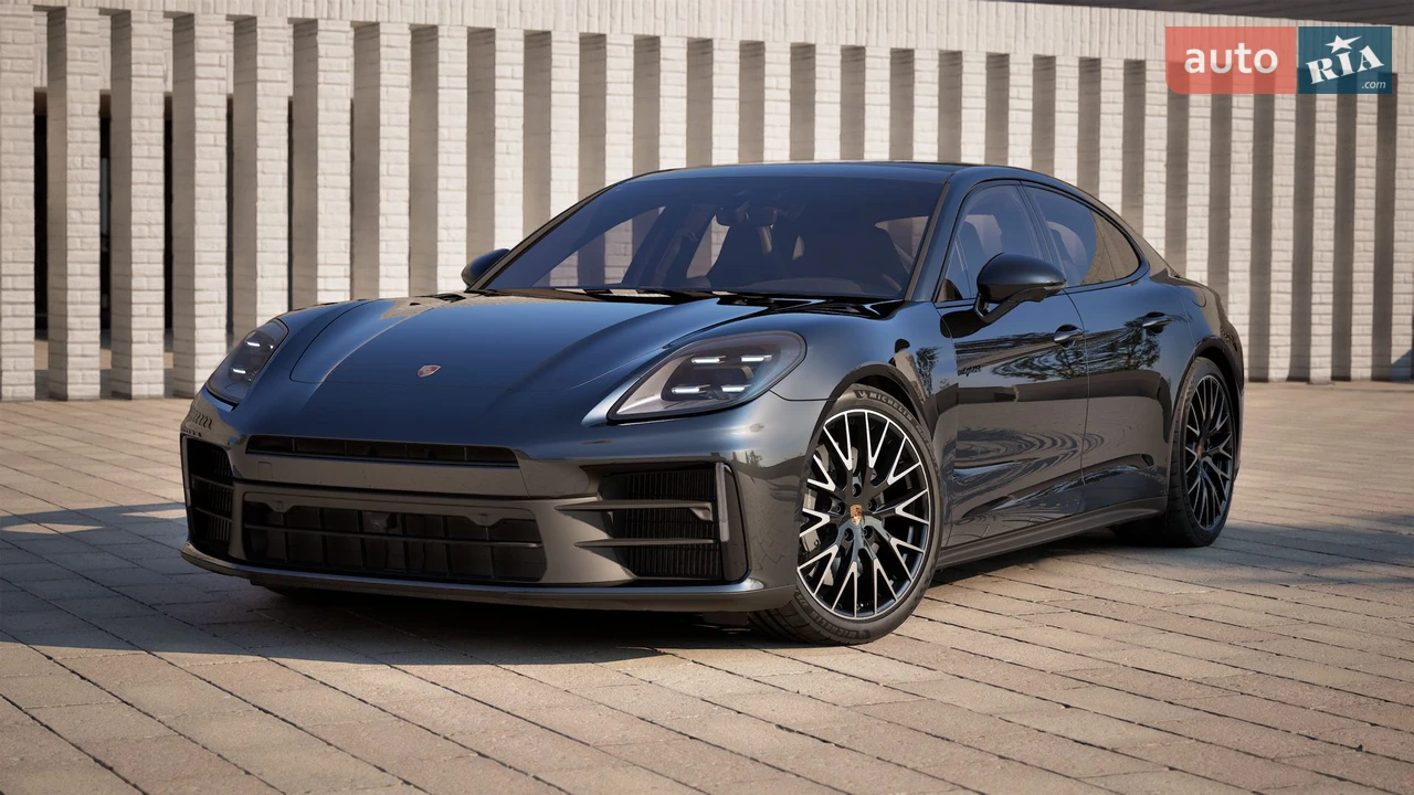 Porsche Panamera Base