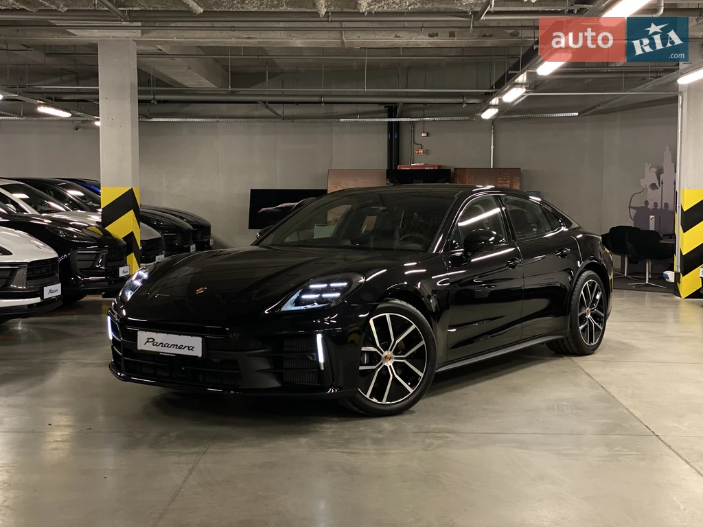Porsche Panamera Base