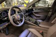 Porsche Panamera Base