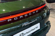 Porsche Panamera Base