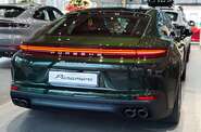 Porsche Panamera Base