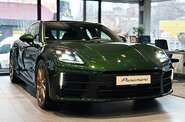 Porsche Panamera Base