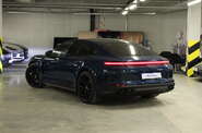 Porsche Panamera Base